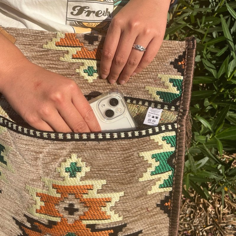 Smėlio spalvos Kilim Messenger festivalio krepšys